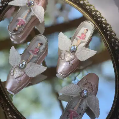 ballerina theme party | The Tea Party Company gold Filigree mirror tray with 4 ballerina poite shoes figurines
