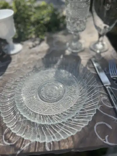 bridgerton & downton abby theme party | The Tea Party Company clear glass salad plate dinner plate and charger