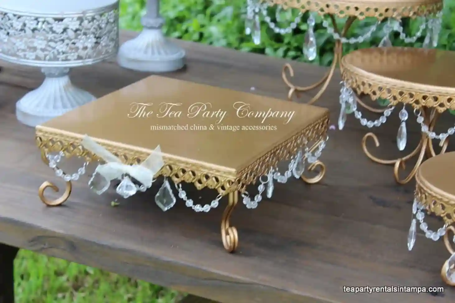 metal gold square cake stand
