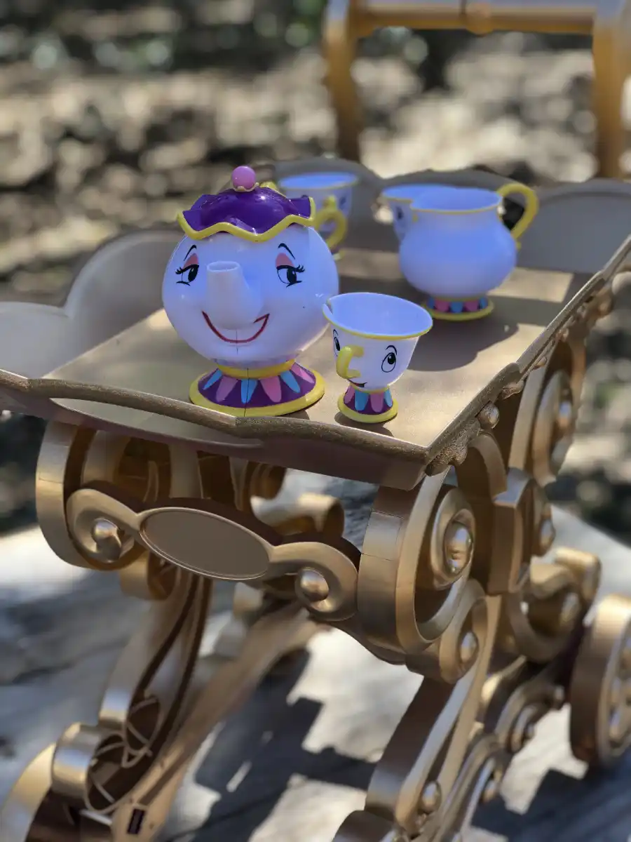 gold-tea-cart-mrs-potts-chips