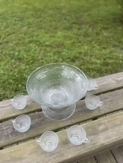 tea party rentals | The Tea Party Company Clear Cut Glass Punch Bowl with s Stand and 6 Clear Glass Teacups.