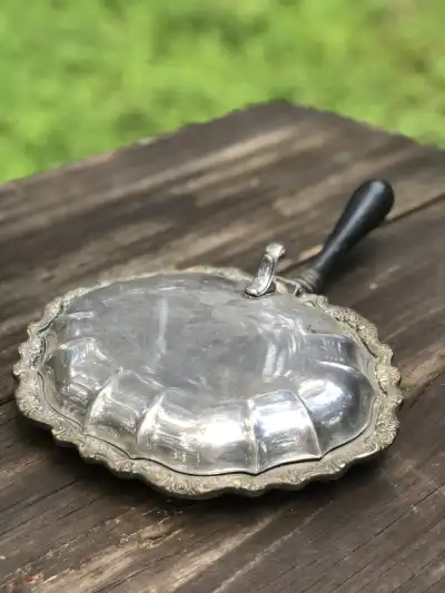 silver plated rentals | The Tea Party Company Chippendale 657 Silver plated Silent Butler, crumb catcher, International Silver Co.