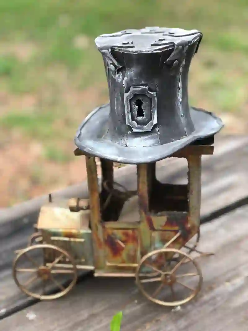 tin-car-steampunk-hat