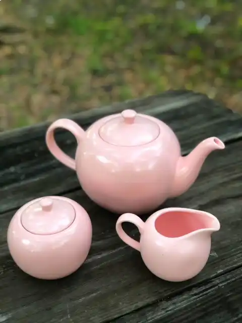 pink teapot creamer and sugar bowl