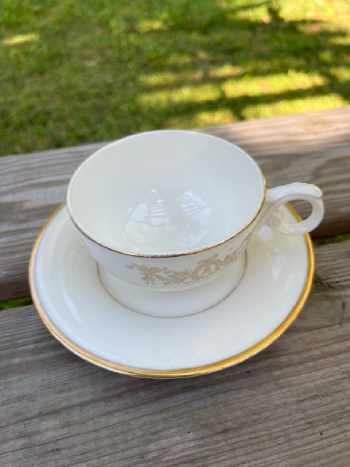 matching-tea-cups-and-saucers | The Tea Party Company gold and white teacup and saucer