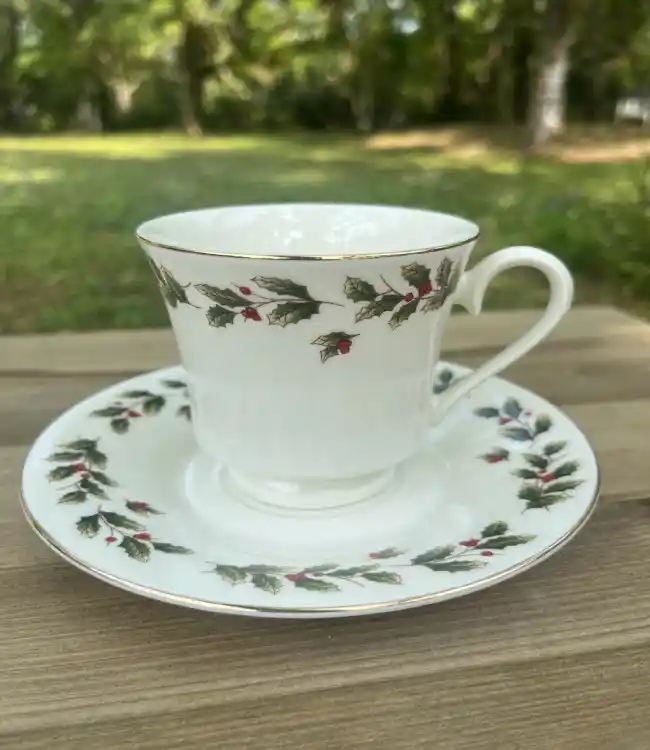 matching-tea-cups-and-saucers | The Tea Party Company teacups saucers christmas collection the tea party company