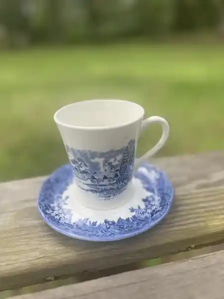 matching-tea-cups-and-saucers | The Tea Party Company blue and white teacup set