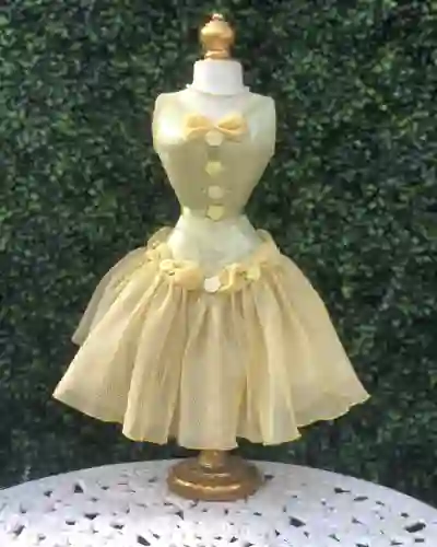 manequeen-yellow-dress